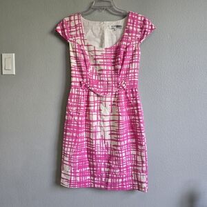 Trina Turk White/Pink Pattern Office Dress Knee Length size 6